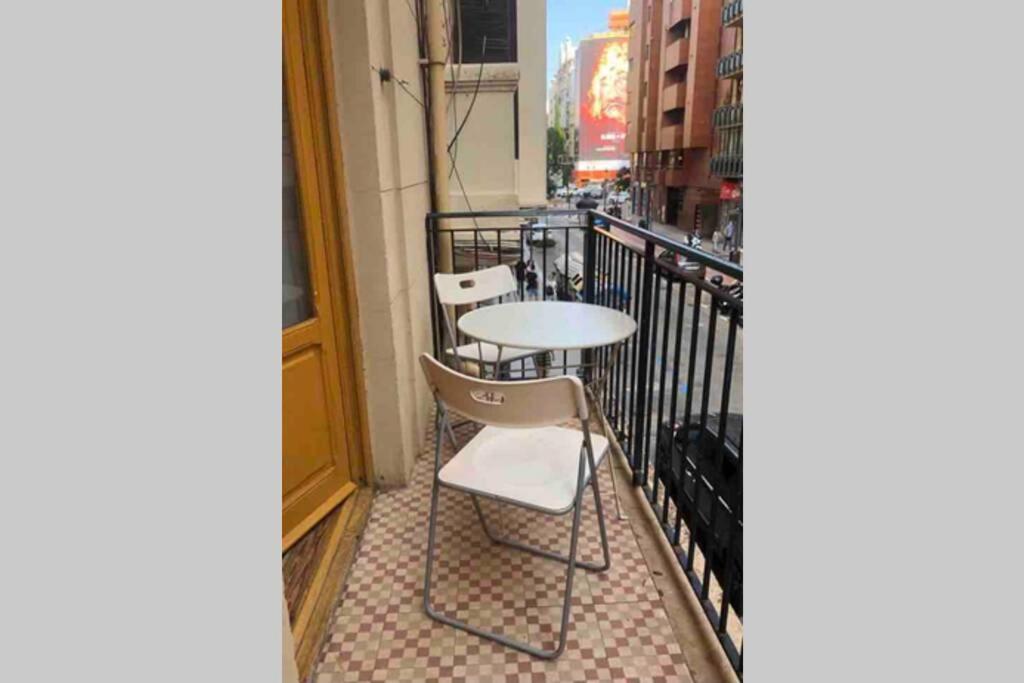 Acogedor Apartamento En Ruzafa-Centro Valensiya Dış mekan fotoğraf